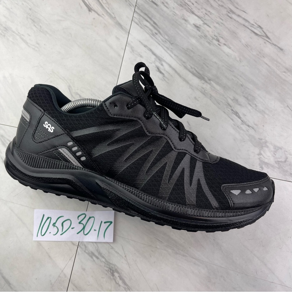 SAS Tempo Mission One Men’s 10.5 D Vibram Walking Persuit Black Mesh Shoes